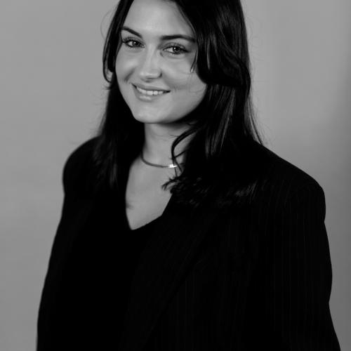 Eloise B. - Graphiste, DA