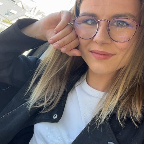 Brittany W. - Assistante administrative Spécialisé secteur médicale