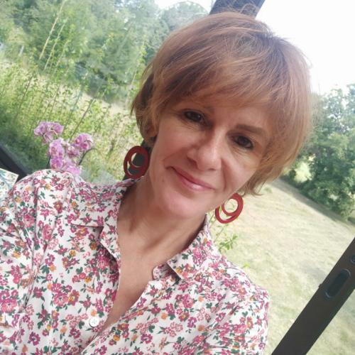 Isabelle L. - Secrétaire de rédaction