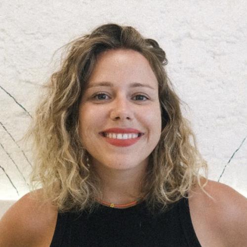 Manon N. - Graphiste / Directrice artistique & UX/UI Designer