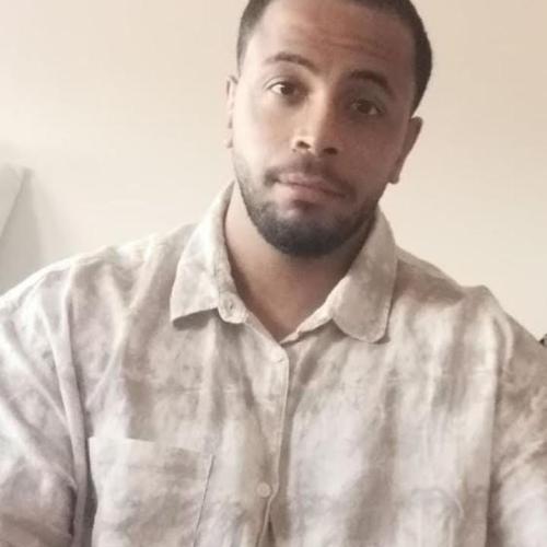 Yassin B. - Responsable comptable et administratif