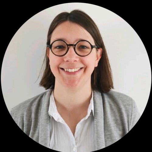 Alexandra M. - Assistante numerique documentation