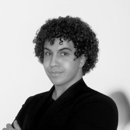 Annis M. - Brand Strategy  •  Digital Marketing •  Fashion Retail