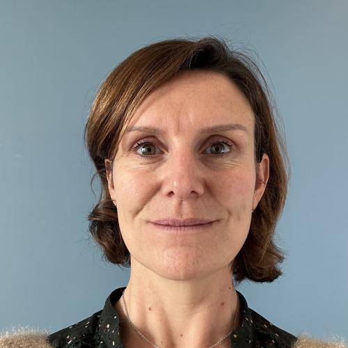 Ambre K. - Œnologue Stratégique