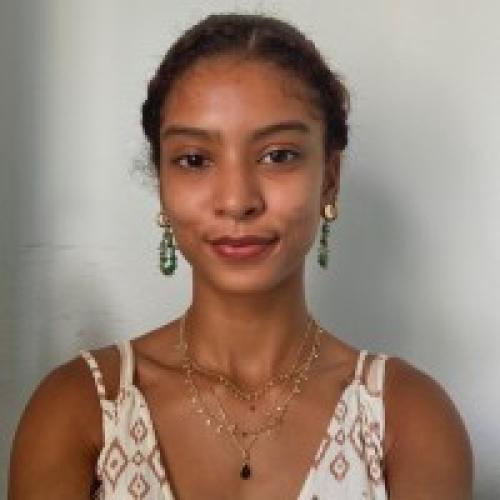 Claire-elisabeth P. - Chargée de communication et social media