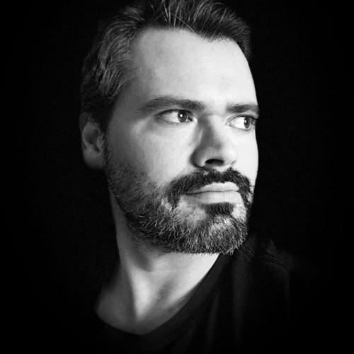 Anthony G. - Graphiste print et digital - Webdesigner