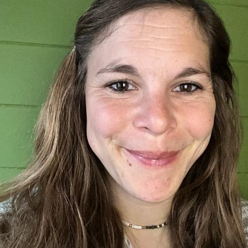 Jeanne V. - Assistante administrative et adjoint de direction