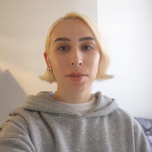 Emma G. - Designer graphique / DA