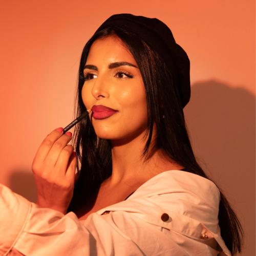 Mymy B. - Maquilleuse coiffure browlift rehaussement