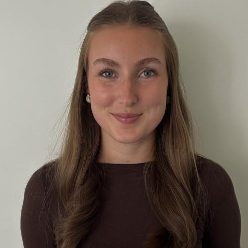 Améline M. - Chef de Projet Événementiel Corporate