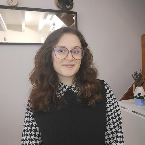 Emma C. - Community Manager - Stratégie social media