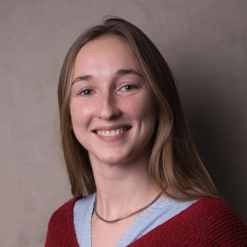 Inès T. - CHEFFE DE PROJETS ÉVÈNEMENTIELS