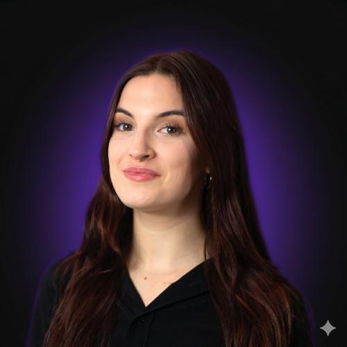 Annabelle J. - 🟣 Graphiste DA | Copywriting, Design Social Media