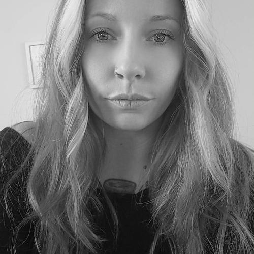 Cassandra P. - Rédactrice - Correctrice/Relectrice - Bêta-lecture