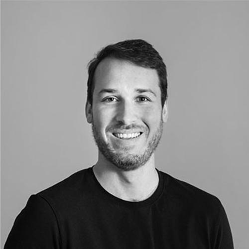 Robin L. - Consultant CRM & structuration du suivi client