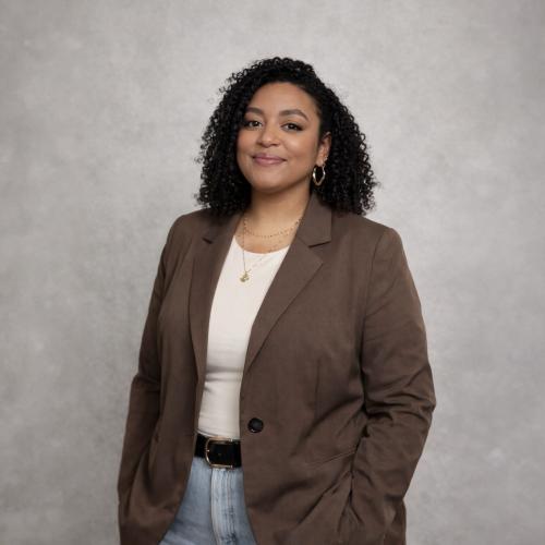 Emma R. - Architecte d'intérieur et Graphiste