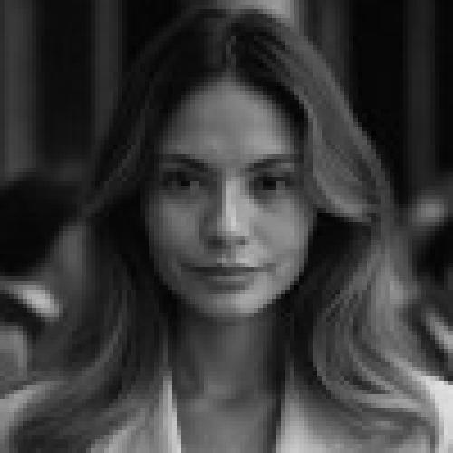Carmen M. - Architecte DE