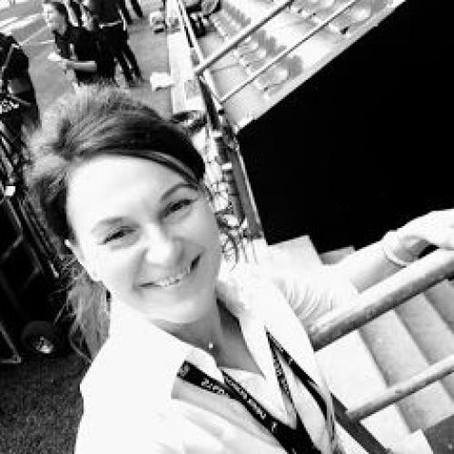 Interprète français tchèque indépendante I. - Traducteur Interprète FRANCAIS TCHEQUE professionnelle