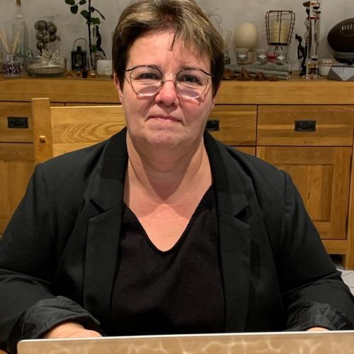 Nadège S. - ASSISTANTE ADMINISTRATIVE ET GESTIONNAIRE INDEPENDANTE