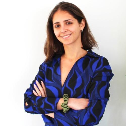 Julia P. - Consultant en communication stratégique & digitale