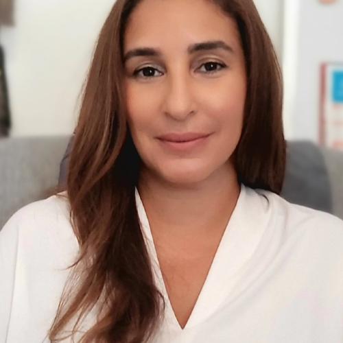 Fazia B. - Responsable ADV & Back-Office