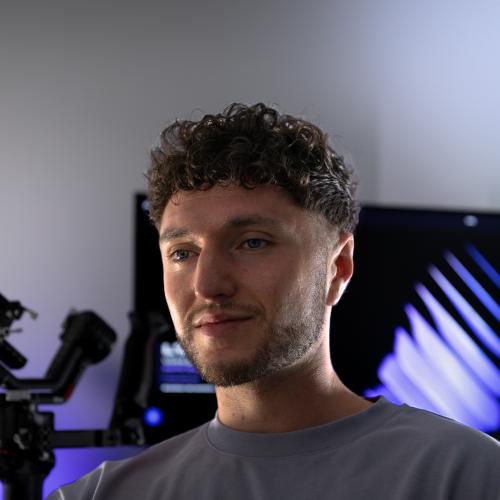 Nicolas P. - Vidéaste et partenaire créatif en communication