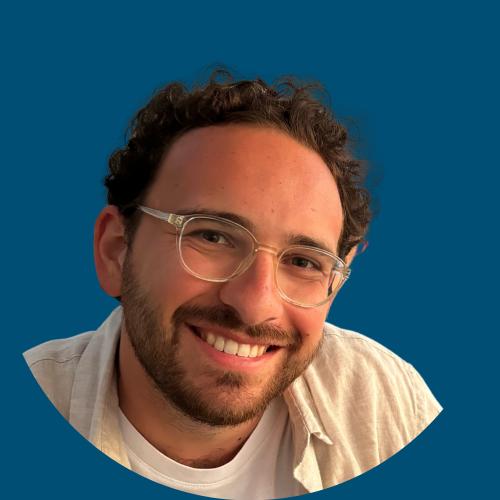 Sacha D. - Social Media Manager