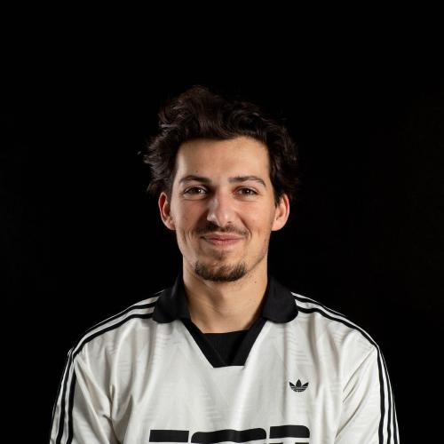 Laurent O. - Community Manager / Team Manager