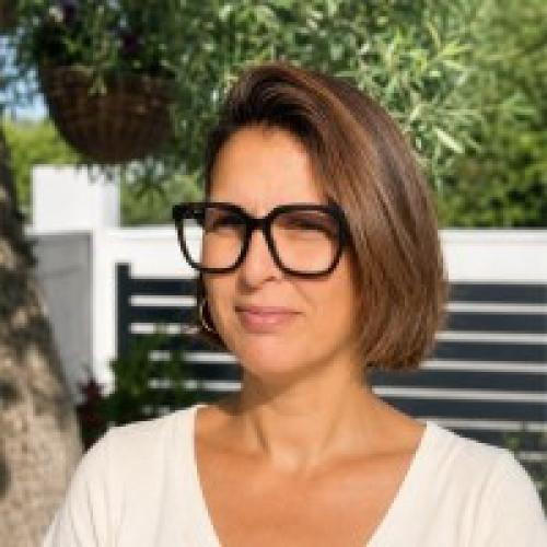 Nathalie C. - Consultante Senior | Croissance B2B & Appels d'Offres