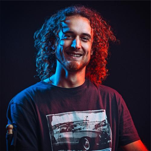 David B. - Monteur vidéo, étalonneur, motion designer