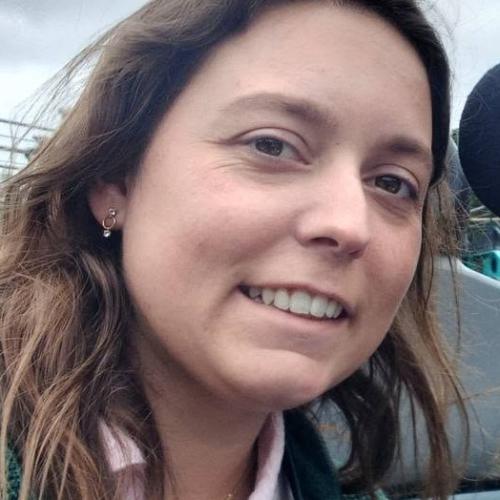 Iris P. - Assistant Manager