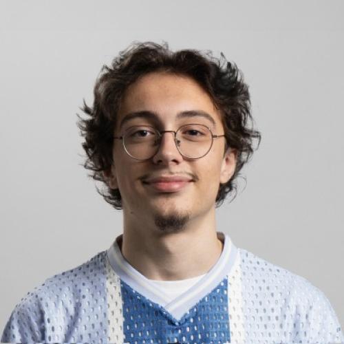 Nathan E. - Graphiste & Motion Designer