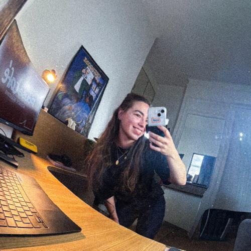 Camille L. - Directrice Artistique / Graphiste