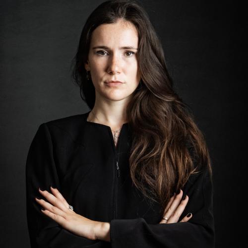 Coralie D. - Consultant acquisition clients et business development