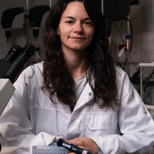 Betty M. - Gestion de projets développement produits cosmétiques