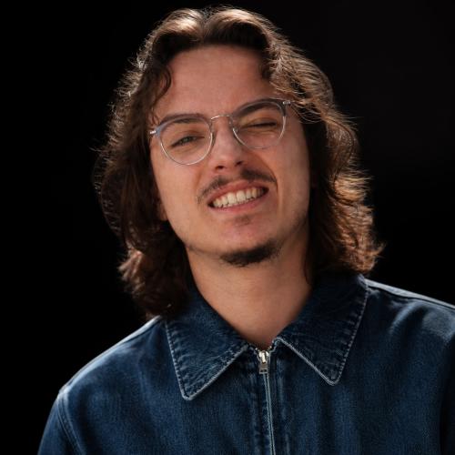 Ethan H. - Créateur de sites web vitrines – Webdesign & intégration