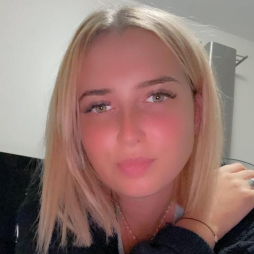 Tiffany S. - Assistante Administrative et Comptable