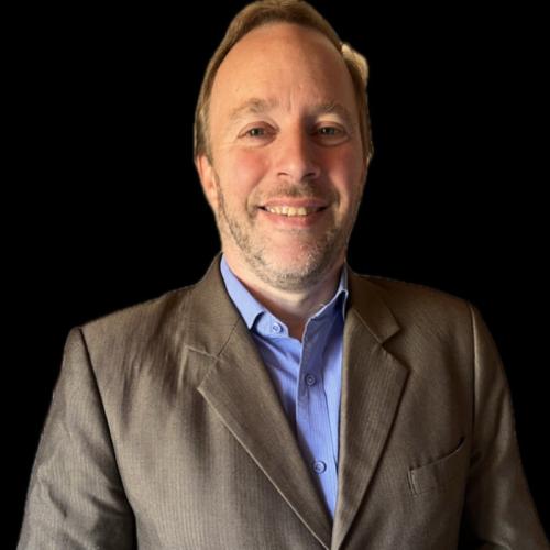 Philippe D. - Senior Data Governance & Cross-Functional Coordination