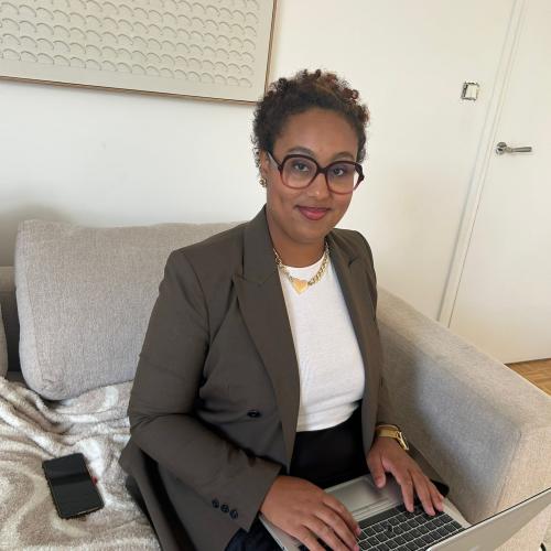 Salomé O. - Assistante digitale et Office Manager