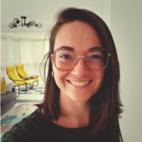 Laetitia R. - Office business manager