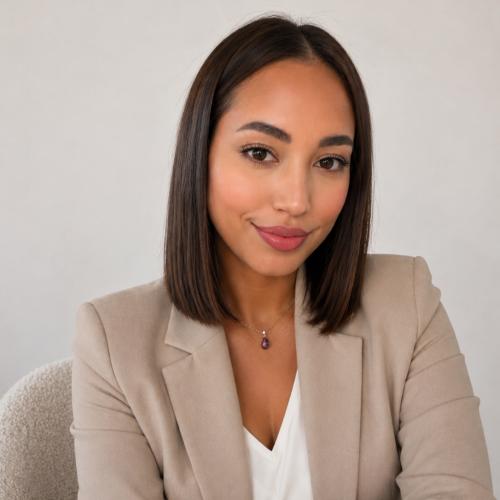 Zahrae B. - Administratif, comptabilité, appels d’offres et RH