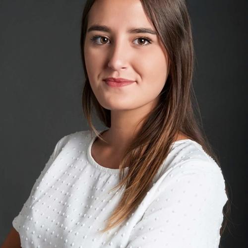 Elizaveta M. - Chef de Projet Brand Experience, Digital & CRM