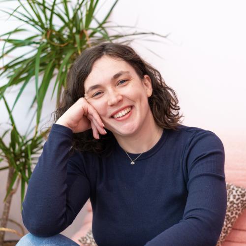 Mylène M. - Directrice Artistique — Édition, Branding & Packaging