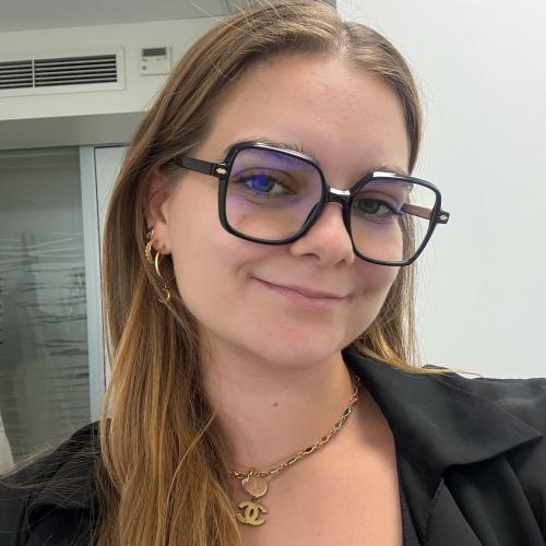 Lucie D. - Social Media Manager & Content Creator