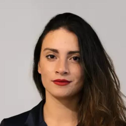 Yuliana G. - Office Manager | Assistante juridique | RH