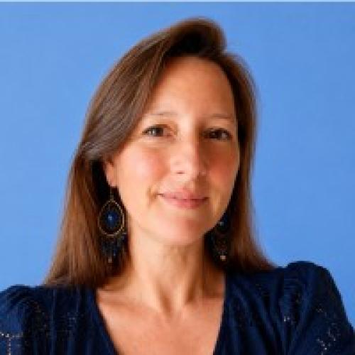 Carolyne V. - Assistante administrative