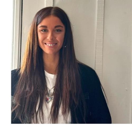 Tess P. - Community Manager - Chef de projet - Evenementiel
