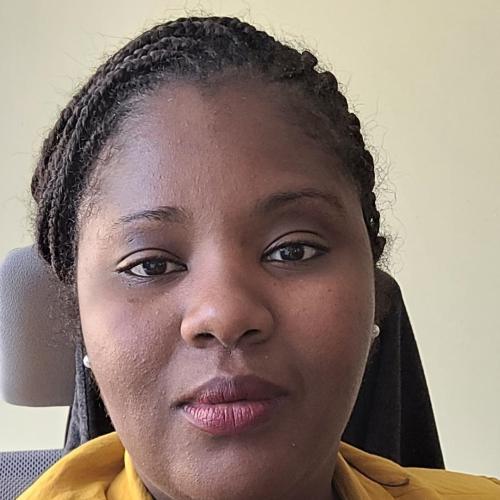 Lalia S. - Assistante polyvalente administratif, relation clients