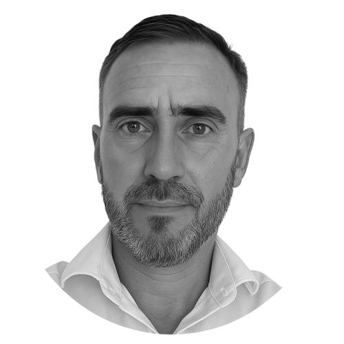 Julien C. - Formateur Consultant | Commerce, Vente & Management