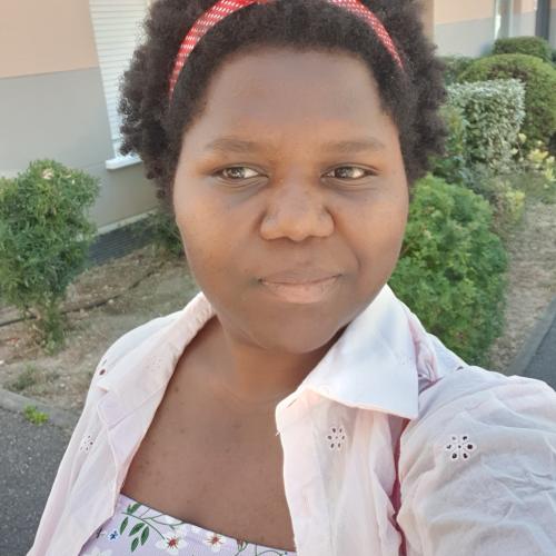 Asmina A. - Assistante administrative indépendante — 100 % à distance